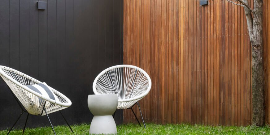 outdoor-setting-2024-09-12-03-16-30-utc